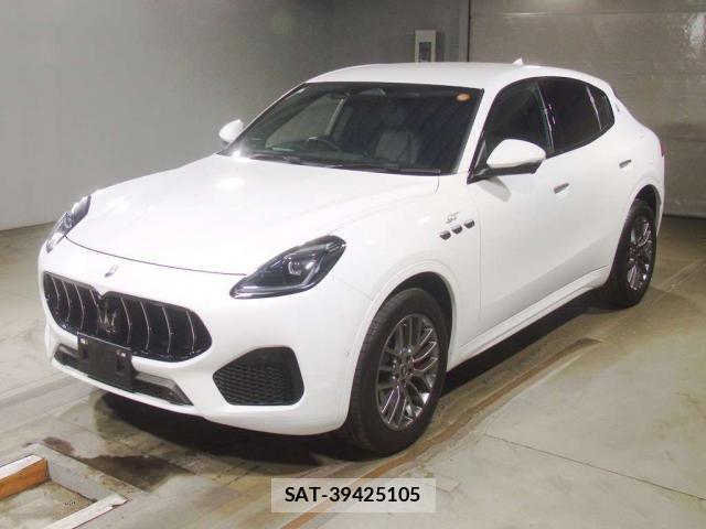 Maserati Grecale 2023-09 8647033-9