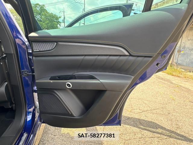 Maserati Grecale 2023-03 8650096-12