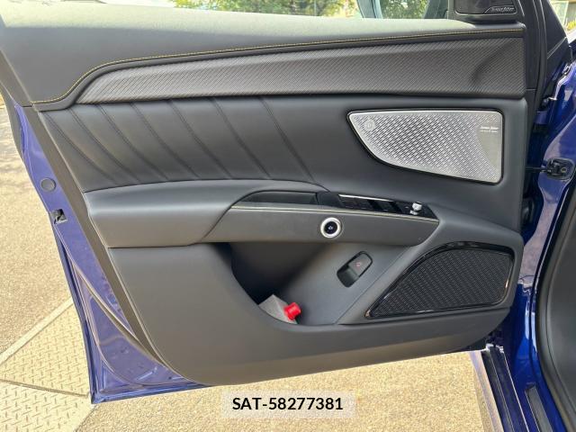Maserati Grecale 2023-03 8650096-13