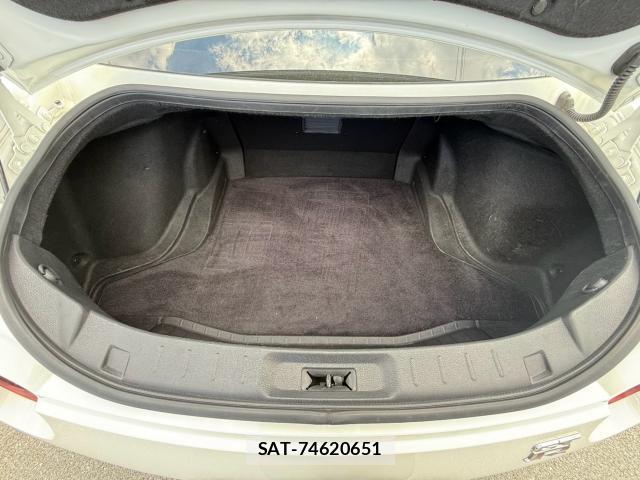 Nissan GT-R 2012-05 8651545-19