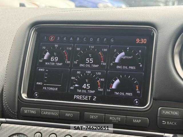 Nissan GT-R 2012-05 8651545-5