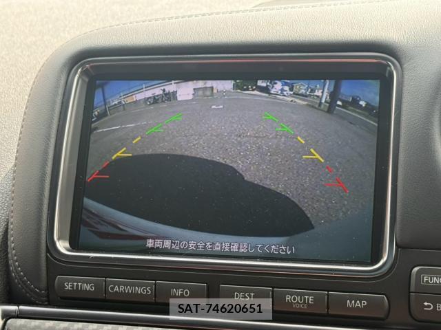 Nissan GT-R 2012-05 8651545-6
