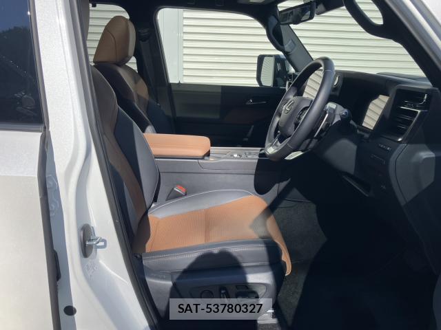 Lexus GX 2025-11 8650113-3