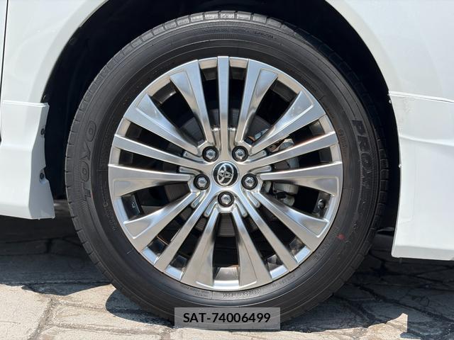 Toyota HARRIER HYBRID 2023-09 8646951-15