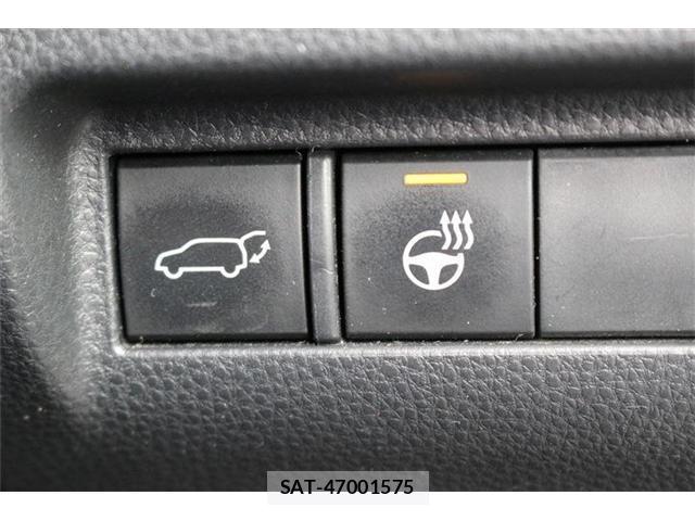 Toyota HARRIER HYBRID 2021-09 8647694-5