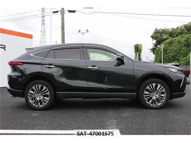 Toyota HARRIER HYBRID 2021-09 8647694-8