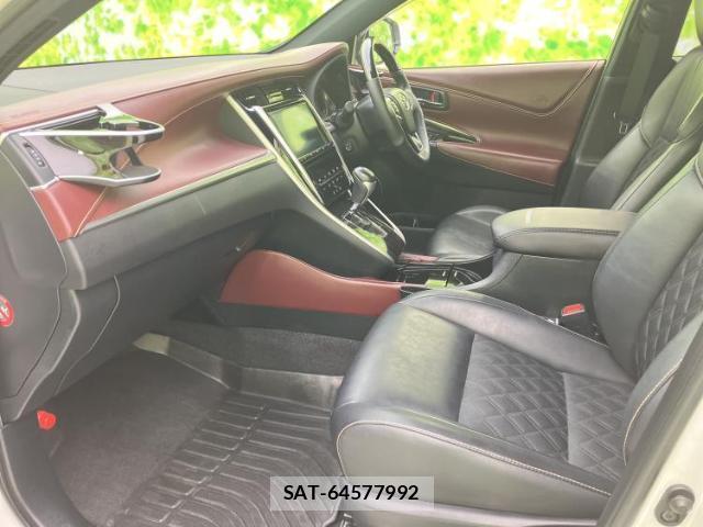 Toyota HARRIER HYBRID 2017-07 8647951-6
