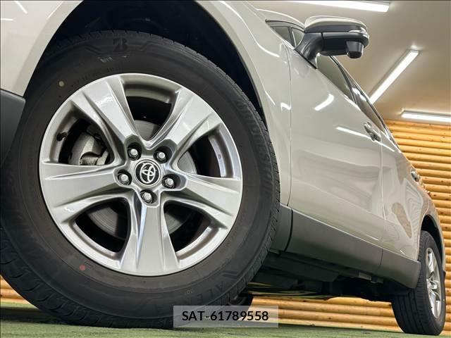 Toyota HARRIER HYBRID 2023-07 8649190-18