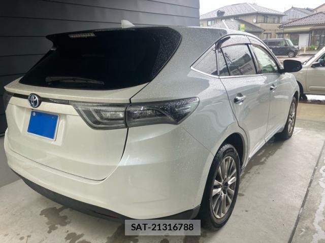 Toyota HARRIER HYBRID 2014-08 8649331-13