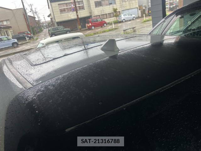 Toyota HARRIER HYBRID 2014-08 8649331-5