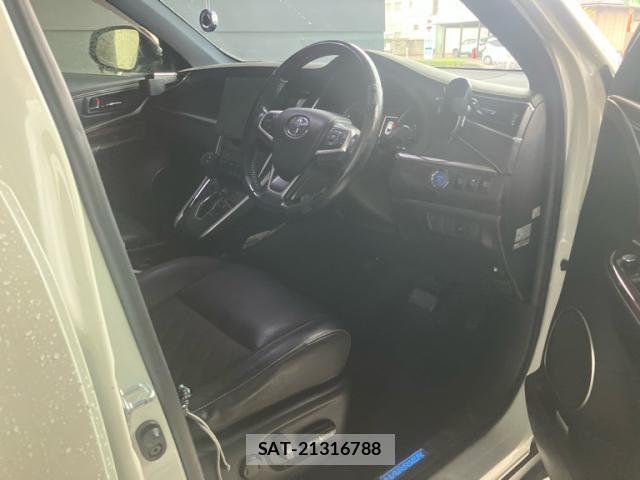 Toyota HARRIER HYBRID 2014-08 8649331-9