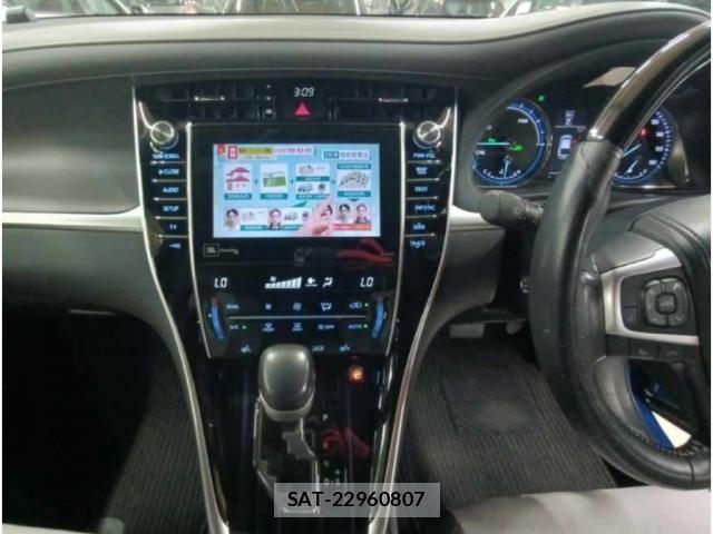 Toyota HARRIER HYBRID 2017-03 8650550-2