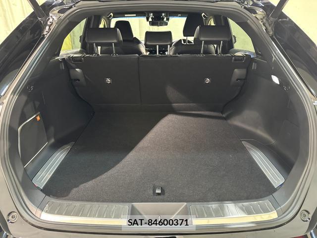 Toyota HARRIER HYBRID 2021-08 8650908-18