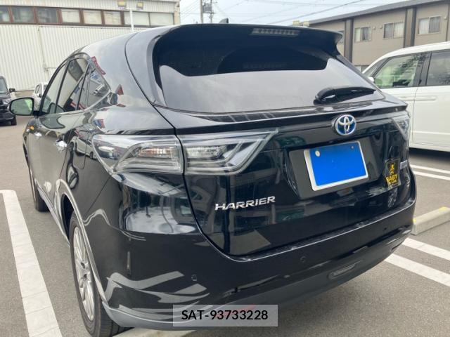 Toyota HARRIER HYBRID 2015-06 8651668-12