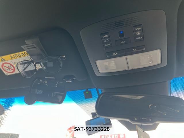 Toyota HARRIER HYBRID 2015-06 8651668-16