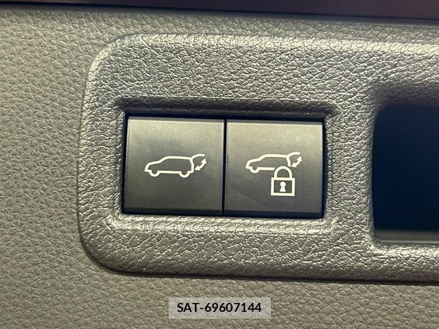 Toyota HARRIER HYBRID 2024-06 8652177-4