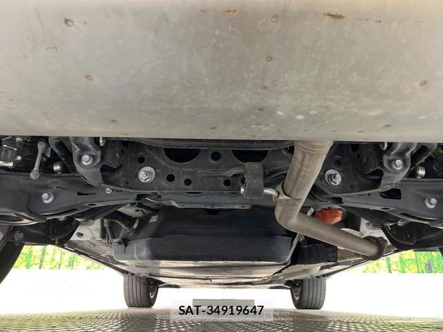 Toyota HARRIER HYBRID 2021-01 8652317-18