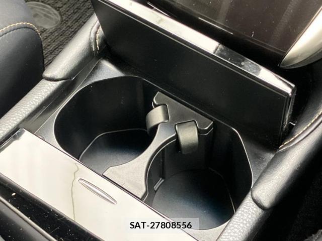 Toyota HARRIER 2019-06 8646611-15