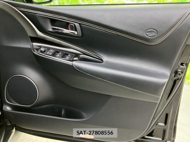 Toyota HARRIER 2019-06 8646611-3