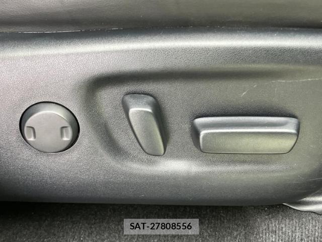 Toyota HARRIER 2019-06 8646611-5