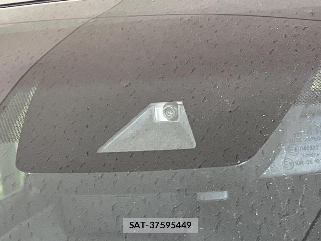 Toyota HARRIER 2022-03 8646764-4