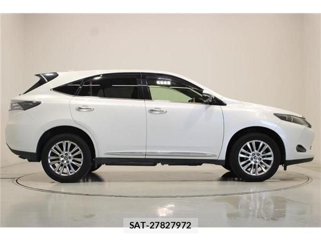 Toyota HARRIER 2014-10 8646913-12