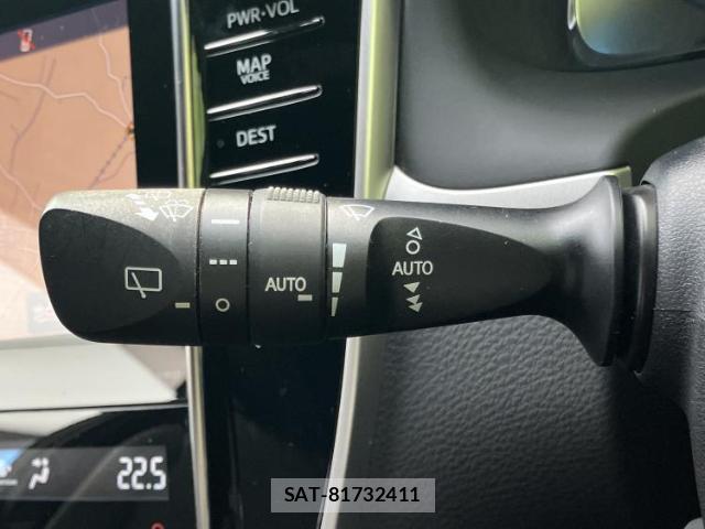 Toyota HARRIER 2015-11 8647141-16