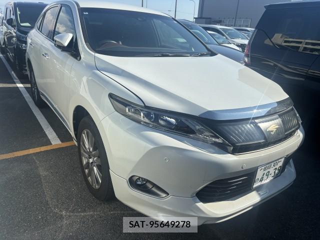 Toyota HARRIER 2016-08 8647607-1