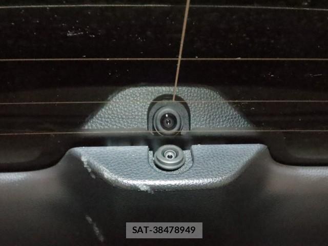 Toyota HARRIER 2021-06 8647752-17