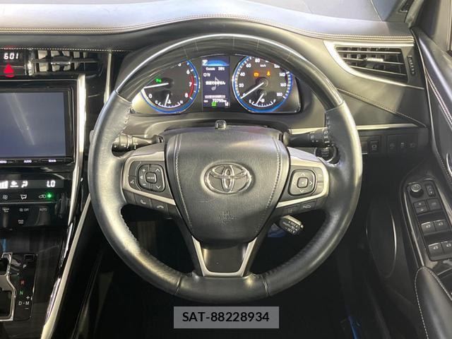 Toyota HARRIER 2018-07 8647923-11