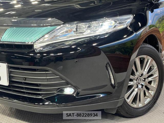 Toyota HARRIER 2018-07 8647923-12