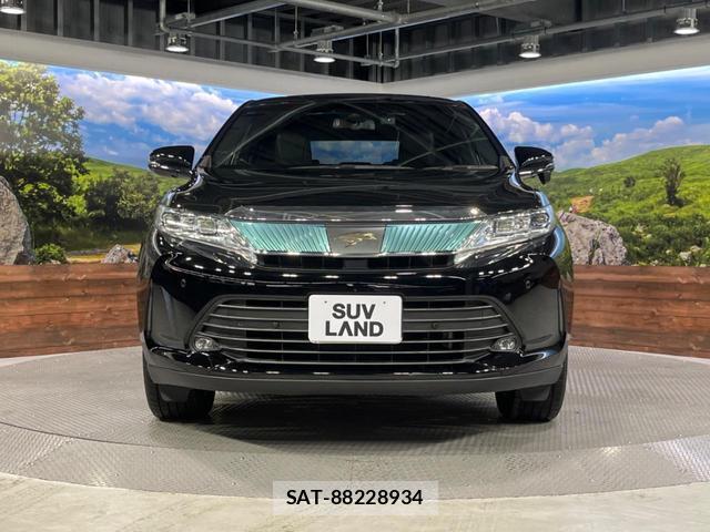 Toyota HARRIER 2018-07 8647923-14