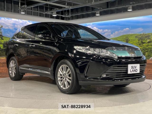Toyota HARRIER 2018-07 8647923-16