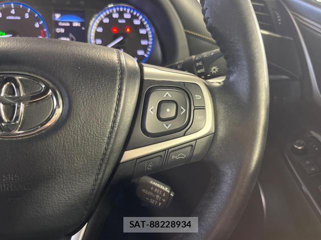 Toyota HARRIER 2018-07 8647923-6