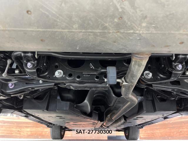 Toyota HARRIER 2024-03 8647924-18