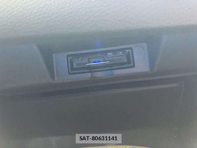 Toyota HARRIER 2016-12 8647999-16