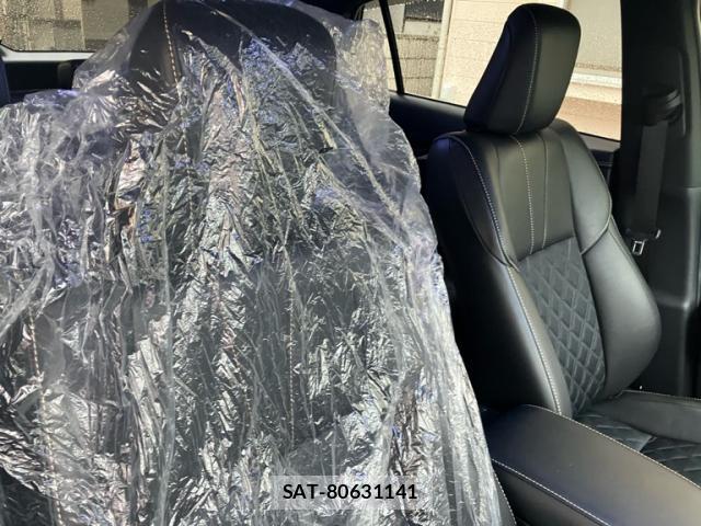 Toyota HARRIER 2016-12 8647999-7