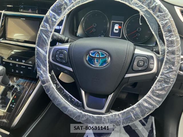 Toyota HARRIER 2016-12 8647999-9
