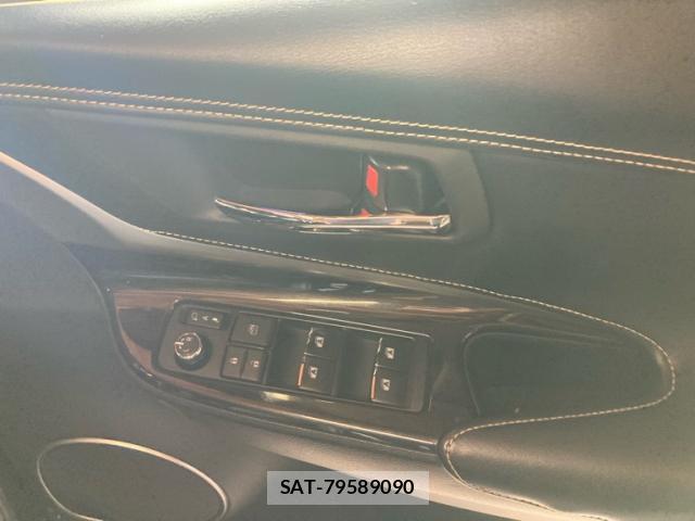 Toyota HARRIER 2018-04 8648708-8