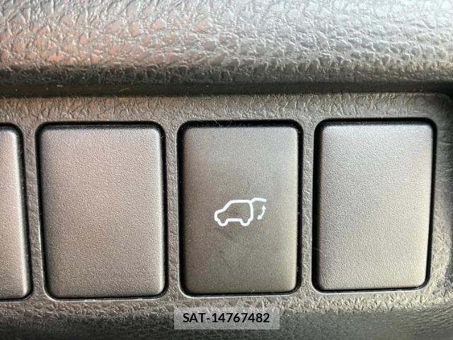 Toyota HARRIER 2019-12 8648857-15