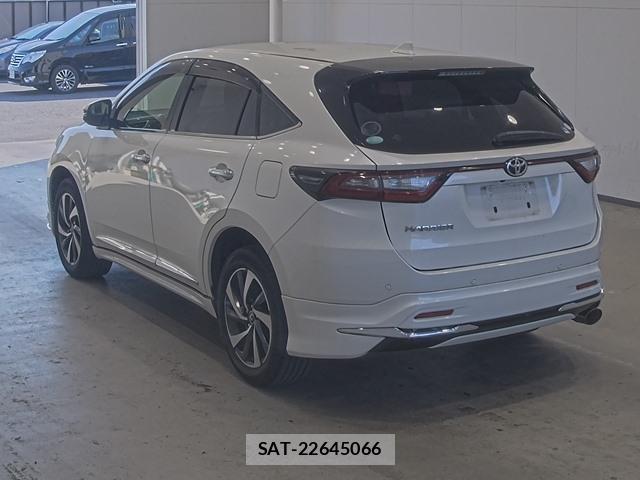 Toyota HARRIER 2017-06 8649031-1