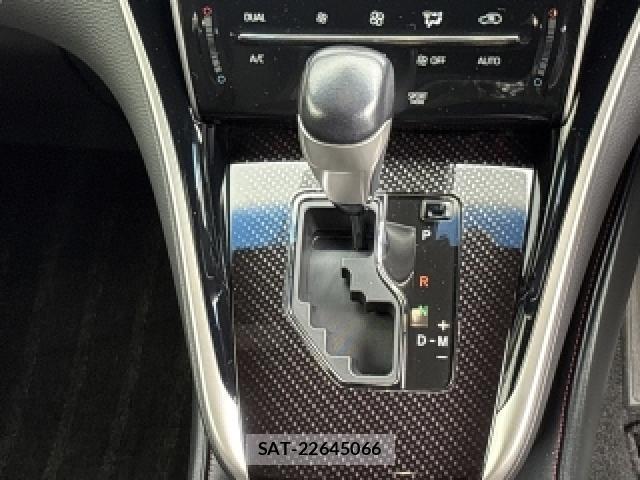 Toyota HARRIER 2017-06 8649031-3