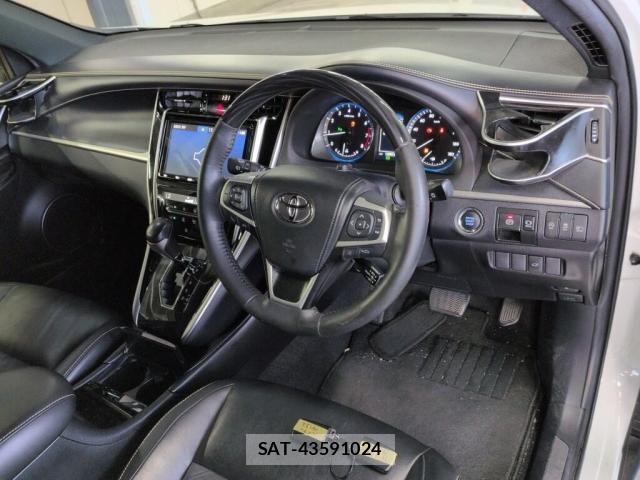 Toyota HARRIER 2018-09 8649071-2