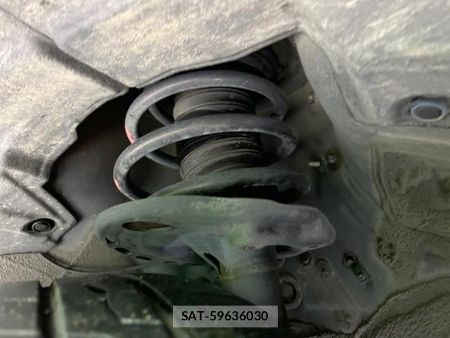 Toyota HARRIER 2017-12 8649214-19