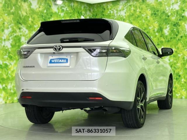 Toyota HARRIER 2017-01 8649431-2