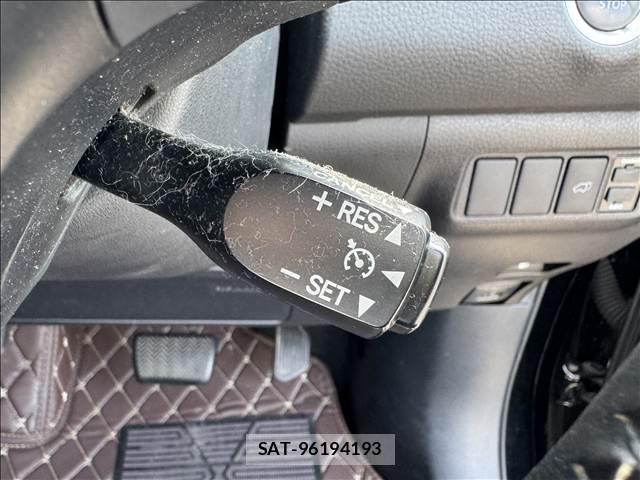 Toyota HARRIER 2015-02 8649458-15