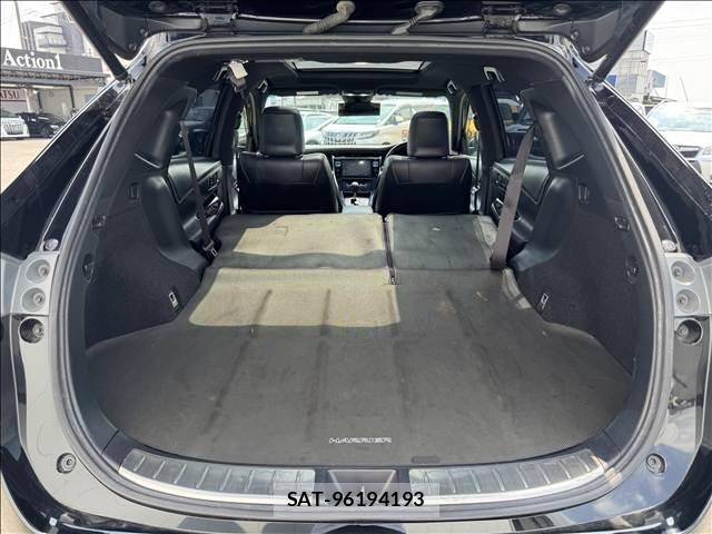 Toyota HARRIER 2015-02 8649458-19
