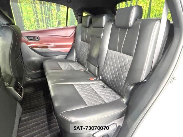 Toyota HARRIER 2017-05 8649537-8