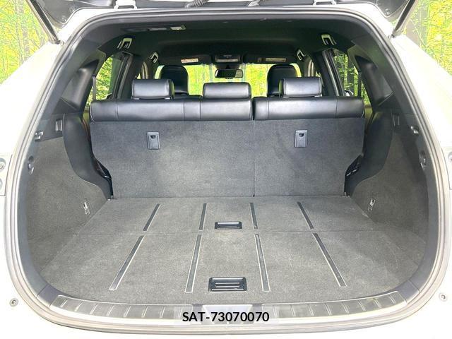 Toyota HARRIER 2017-05 8649537-9