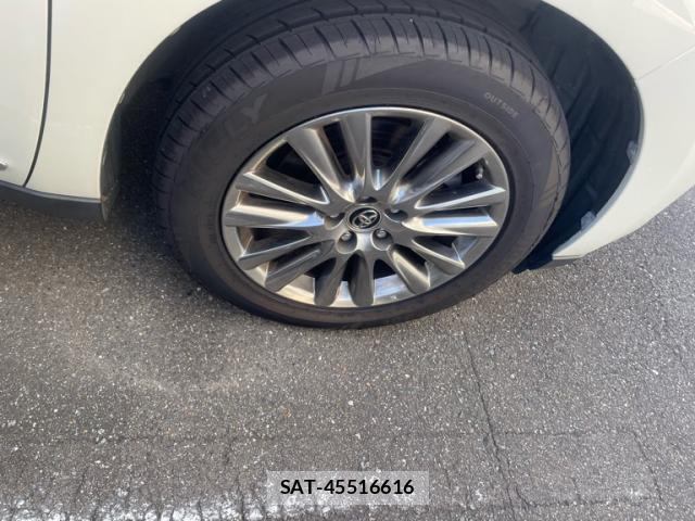 Toyota HARRIER 2019-06 8649595-4